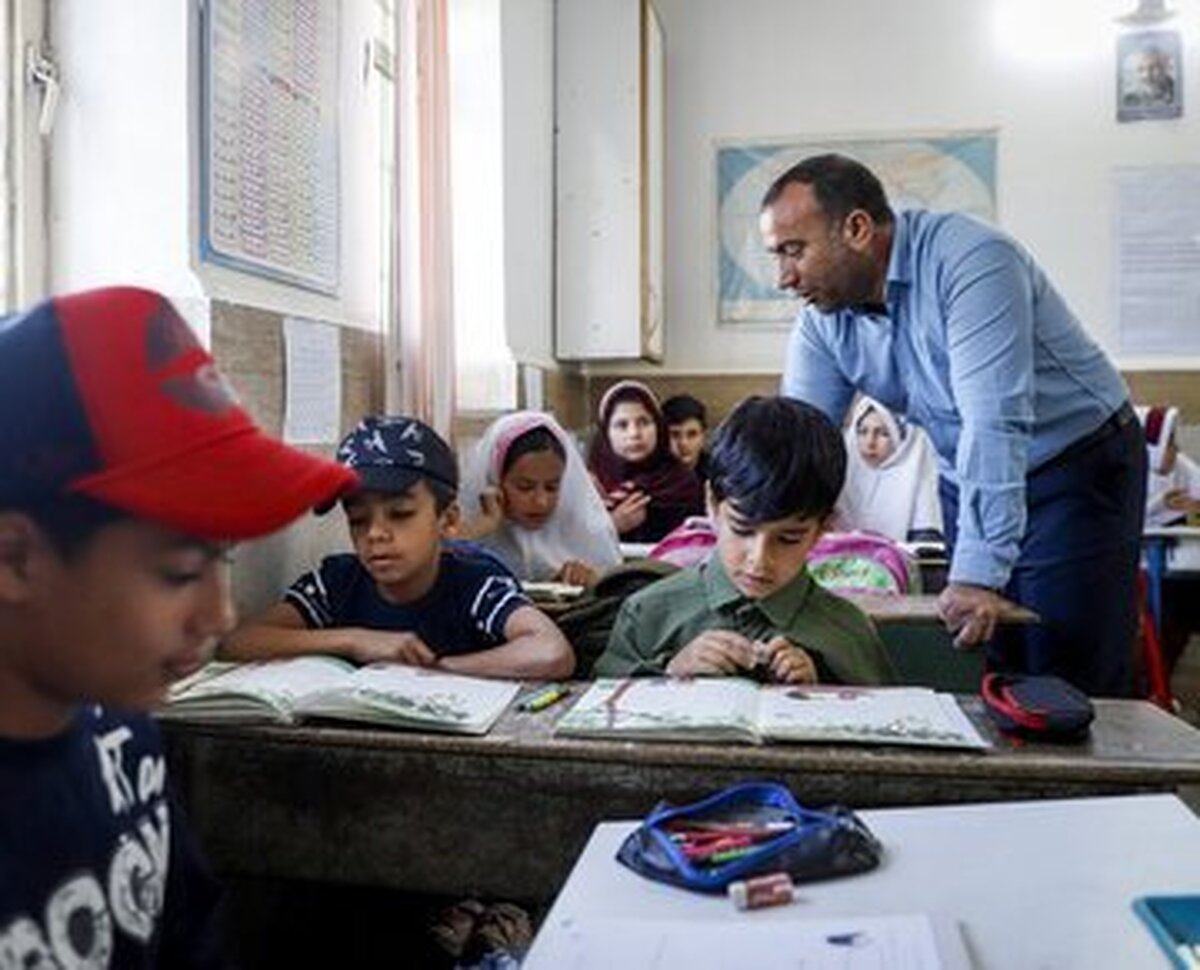 واریز ۲ میلیون تومانی به حساب معلمان و فرهنگیان بازنشسته به مناسبت عید قربان + زمان دقیق واریز