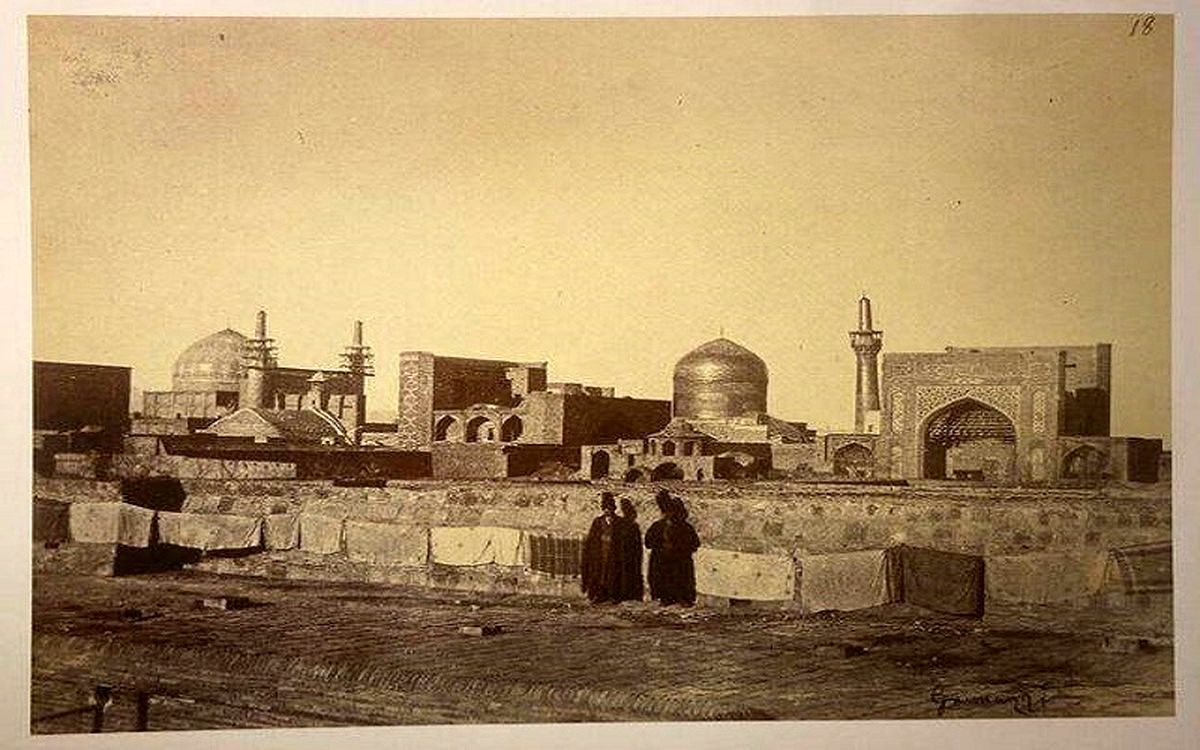 اولین عکس‌ها از حرم امام رضا(ع) ۱۶۵ سال پیش! +عکس