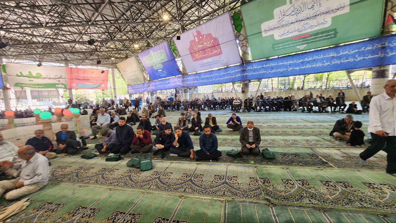 واکنش جنجالی کیهان به خلوتی نماز جمعه به امامت کاظم صدیقی