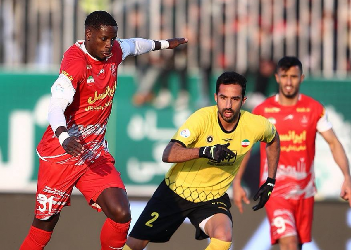 بازیکن بیکیفیتی که پرسپولیس را رها نمیکند!