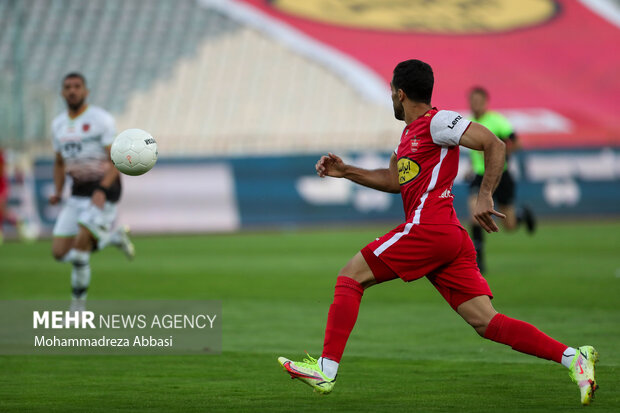 توقف یکنیمهای پرسپولیس و مس