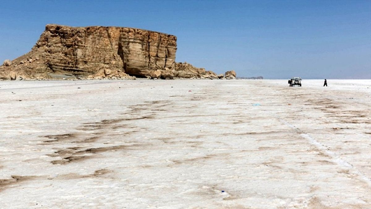 دریاچه ارومیه محو شد + عکس
