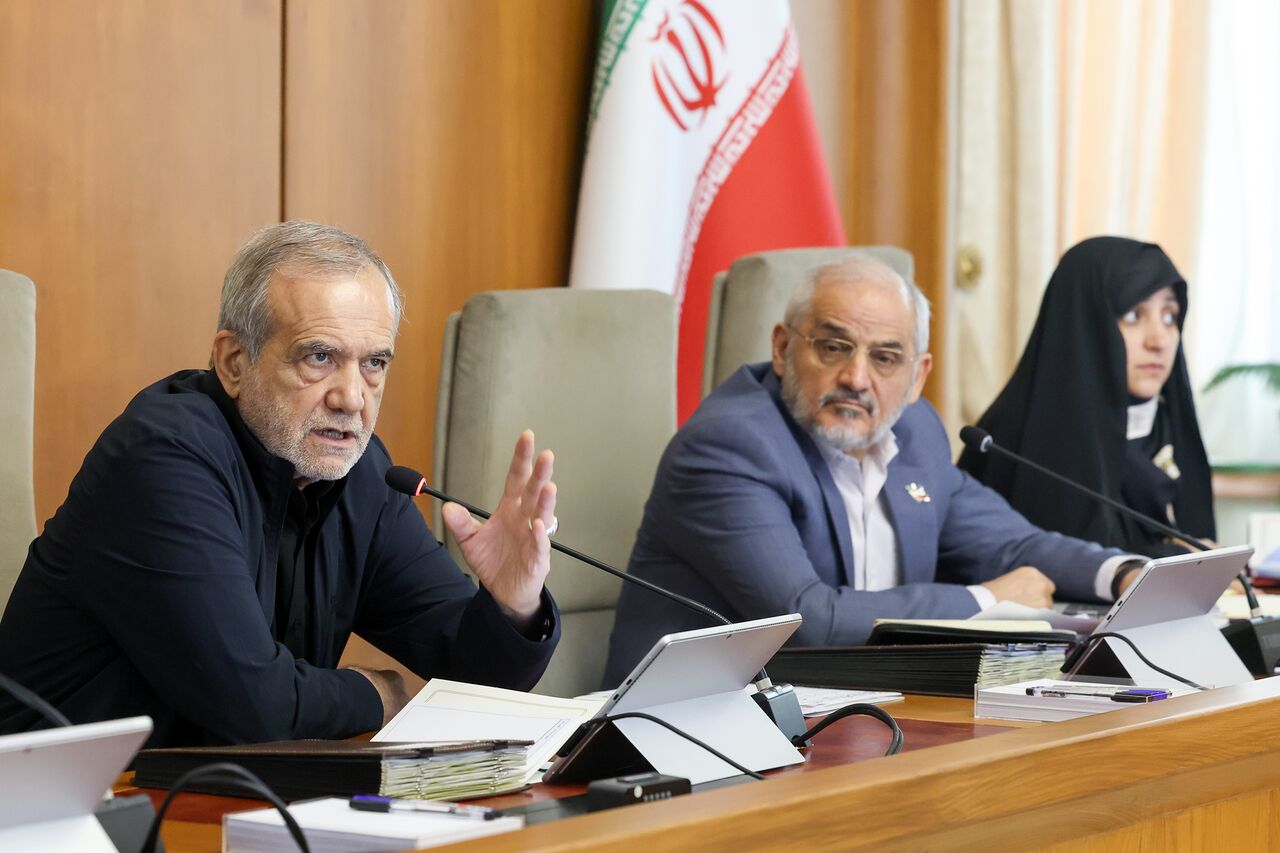 مخالفت رسمی پزشکیان با تعطیلات پی در پی