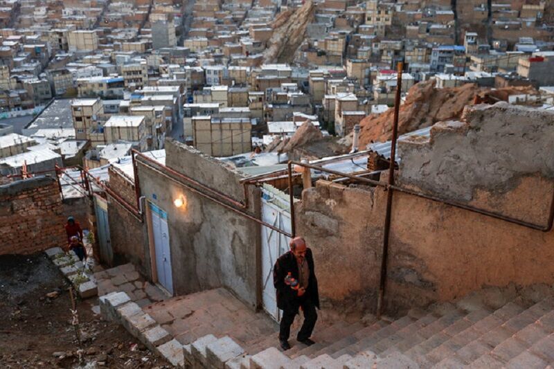 ۴ میلیون نفر از جمعیت تهران در سکونتگاههای غیررسمی زندگی میکنند