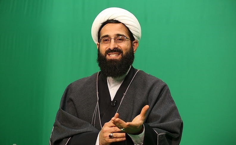زنان غربی هم منتظر پیامک کشف‌حجاب  باشند! آنهارا هم حجاب دار می کنیم