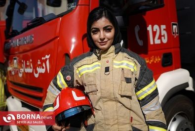 دختران آتش نشان