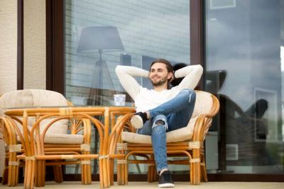 مجردها بیشتر به افسردگی دچار می‌شوند یا متاهل‌ها؟