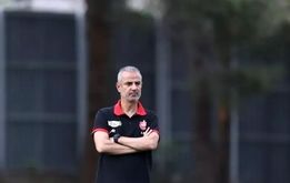 سه سرمربی خارجی آماده نشستن روی نیمکت پرسپولیس 