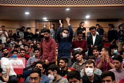 تصاویری از حواشی حضور سخنگوی دولت در دانشگاه قم