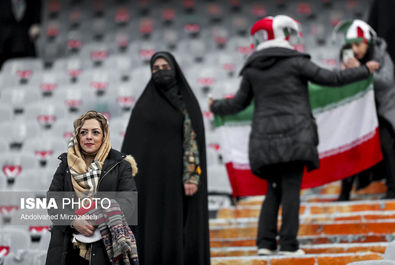 ورود زنان به ورزشگاه آزادی