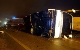 فوری؛ اتوبوس حامل دانش‌آموزان در کرمان واژگون شد | ۶ نفر جان باختند