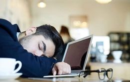 با این پنج خوراکی در خواب کالری بسوزانید