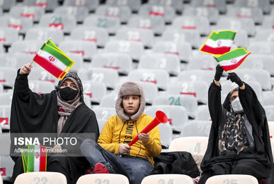 ورود زنان به ورزشگاه آزادی