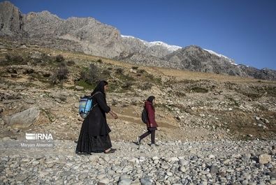 تحصیل دانش‌آموزان در مناطق محروم روستایی