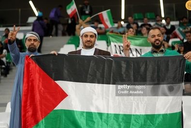 هواداران تیم فوتبال فلسطین در دیدار مقابل ایران